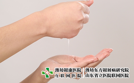 攝圖網(wǎng)_500551814_面膜里擠出水(企業(yè)商用) 攝圖網(wǎng)_500551814_面膜里擠出水(企業(yè)商用)